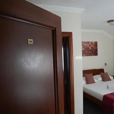 Comfort Appart hôtel *